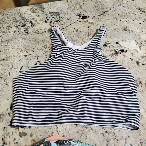 Two Piece Swim Suit-NWT - Picture 5 of 6